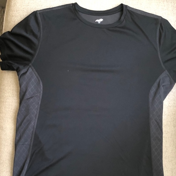 avia workout shirts